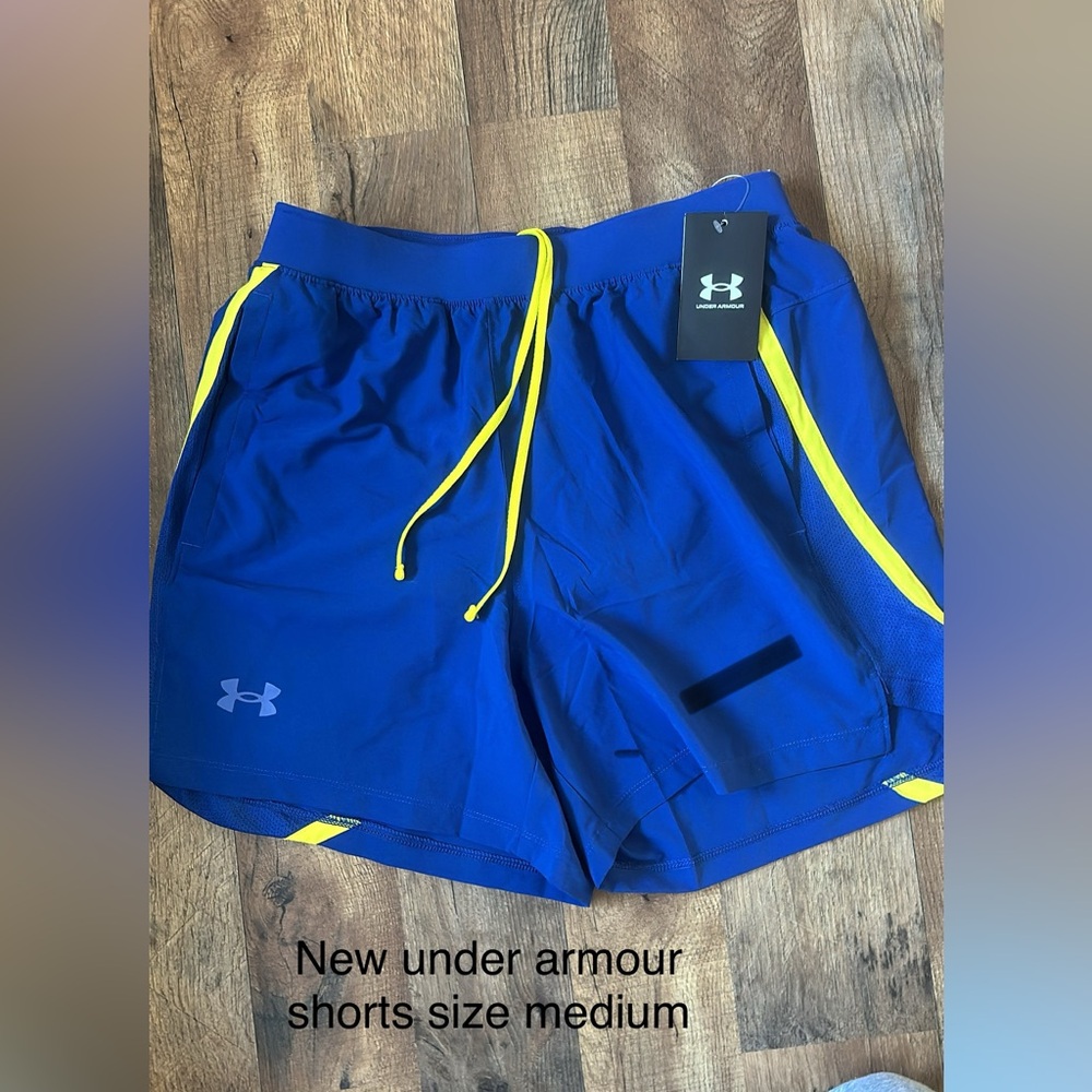 NWT men's under armour medium shorts